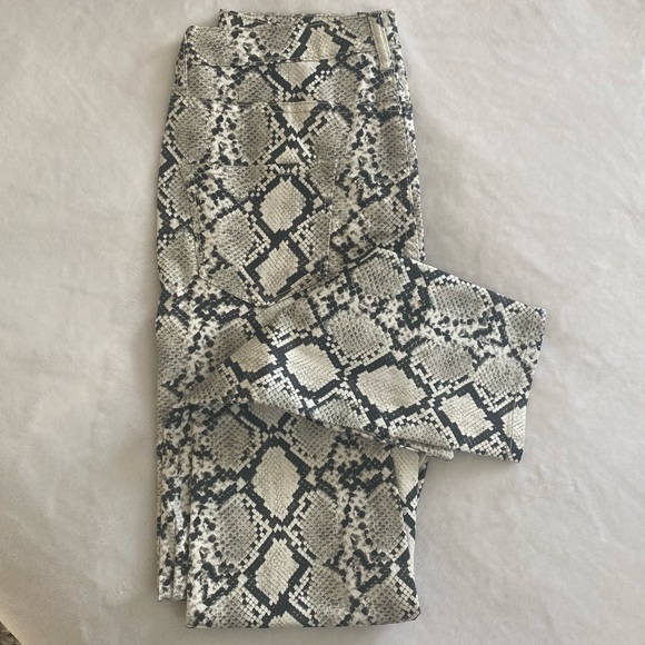 Lulus Python White Coated Denim High Rise Skinny Jeans, Size L, NWT 💖 - Picture 6 of 6